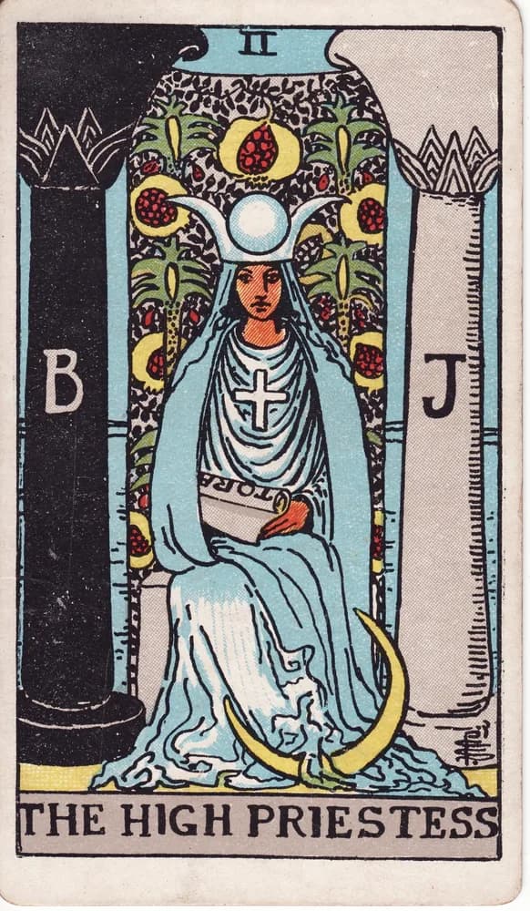 여사제 (The High Priestess) — RWS 1909